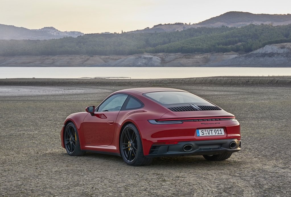Porsche 911 GTS