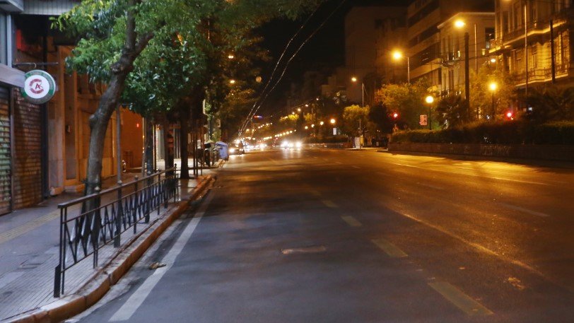 Άδειος δρόμος στην Αθήνα