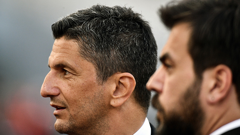 Οι πρώτοι μήνες στην Τούμπα δεν ήταν και οι πιο εύκολοι για τον Ρουμάνο τεχνικό