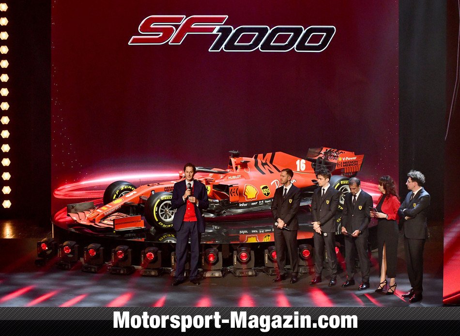 Tην παρουσίαση της SF1000 έκανε ο Πρόεδρος της Ferrari, Έλκαν.