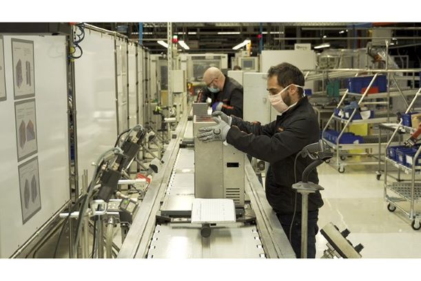 150 εργαζόμενοι της SEAT ασχολούνται με την παραγωγή αναπνευστήρων.