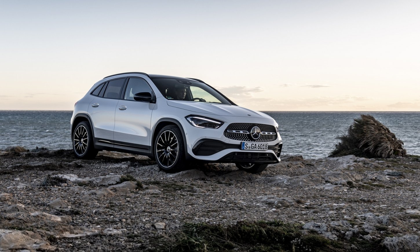 Νέα Mercedes GLA