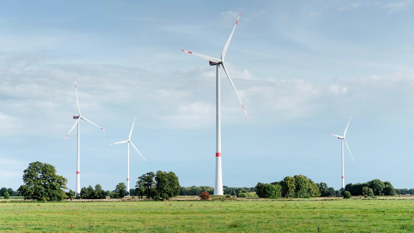 \Το εργοστάσιο στο Τσβίκαου χρησιμοποιεί ενέργεια αποκλειστικά από ανανεώσιμες πηγές.