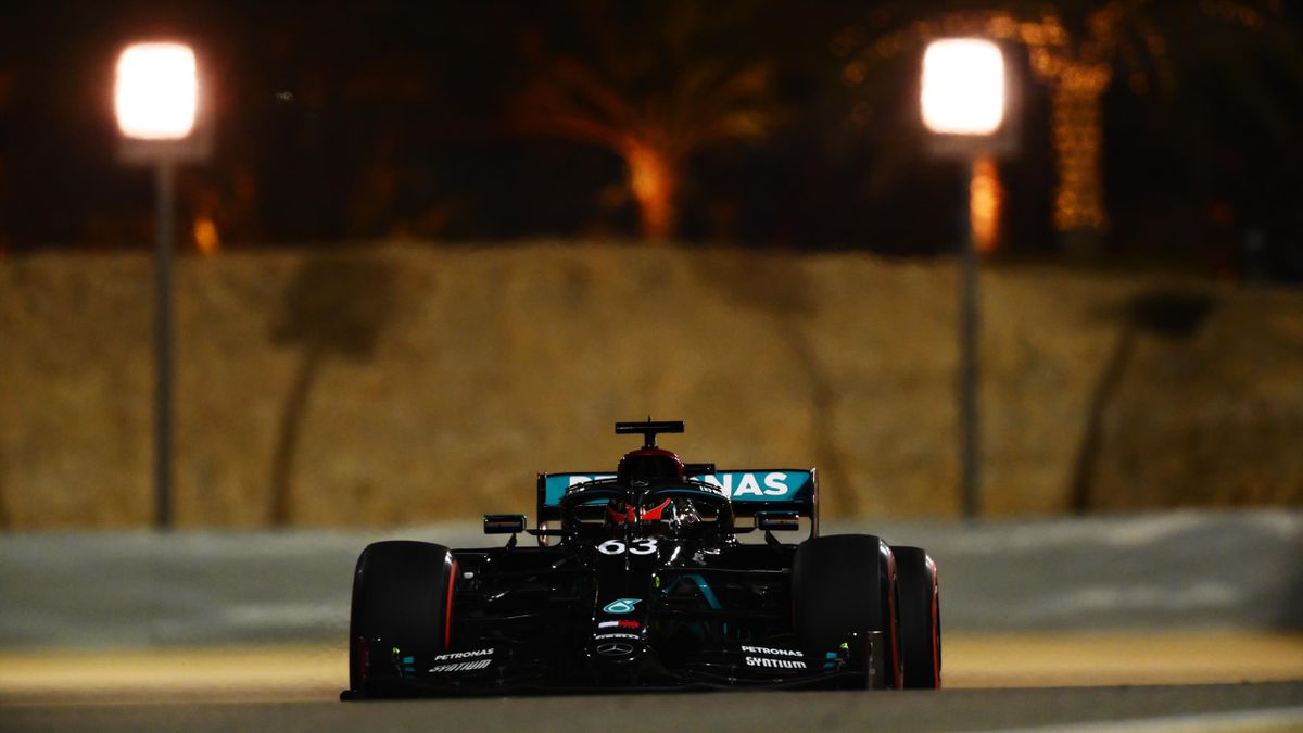 O Ράσελ αντικαθιστά τον Χάμιλτον στη Mercedes.