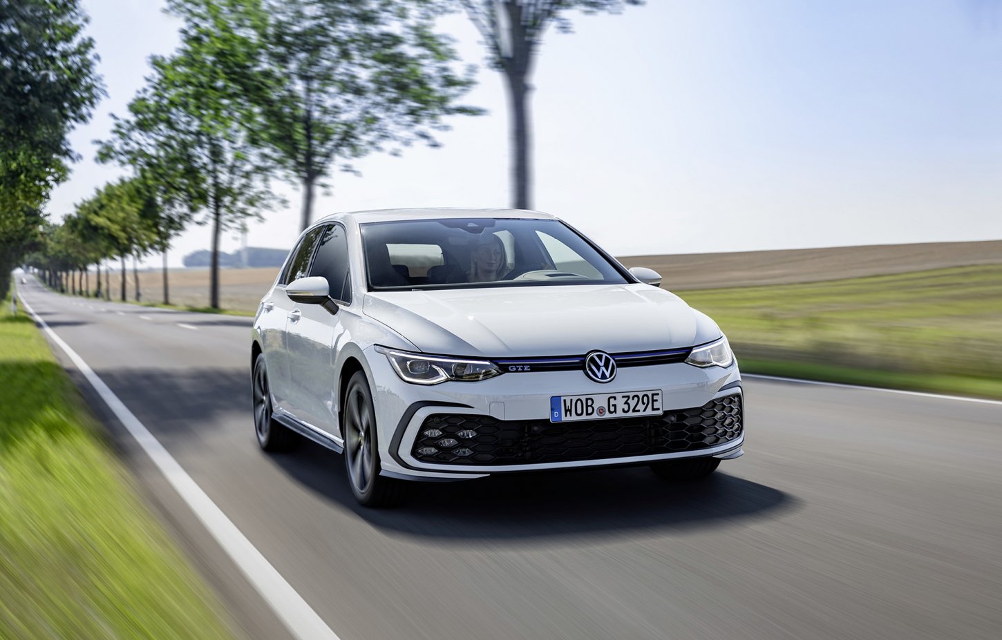 To VW Golf GTE των 245 ίππων.