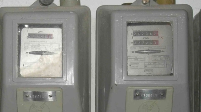 Το απίστευτο ποσό που χάνουμε κάθε χρόνο από το πορτοφόλι μας λόγω ρευματοκλοπών