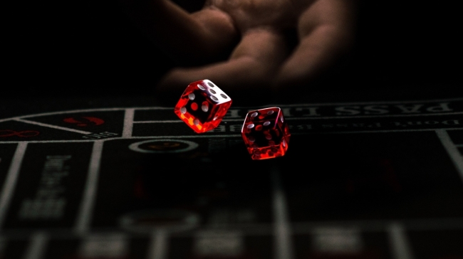 Λασίθι: Έκλεψε από τον συγκάτοικό του 11.000 ευρώ, τα έφαγε στον τζόγο και σκηνοθέτησε διάρρηξη