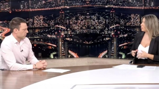 Βullying στη Γιάμαλη από τα τρολς για τη συνέντευξη Κασσελάκη: Η αντίδραση Λουπάκη και το μήνυμα Καρτερού