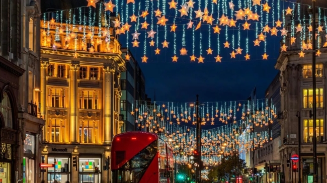 Τι επιλέγουν οι Ελληνες για Χριστούγεννα στο εξωτερικό: Οι top προορισμοί