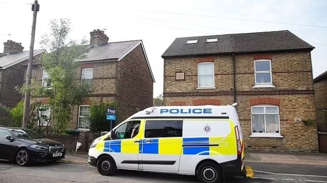 Φρικτό έγκλημα στη Βρετανία: Πατέρας σκότωσε τα τρία παιδιά του και αυτοκτόνησε