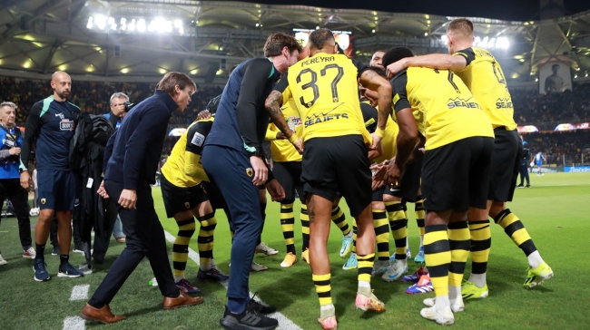 Με αλλαγές στο αρχικό σχήμα και ζητούμενο την αποτελεσματικότητα η ΑΕΚ