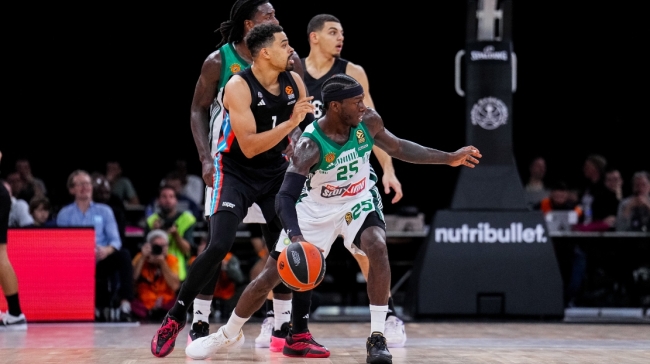 Εμφανίστηκε ο ελάχιστος εαυτός του