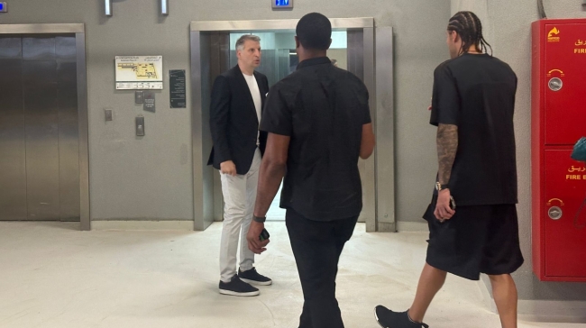 Παρέα στην Etihad Arena Πρίντεζης, Χάινς και Παπαλουκάς (vid)