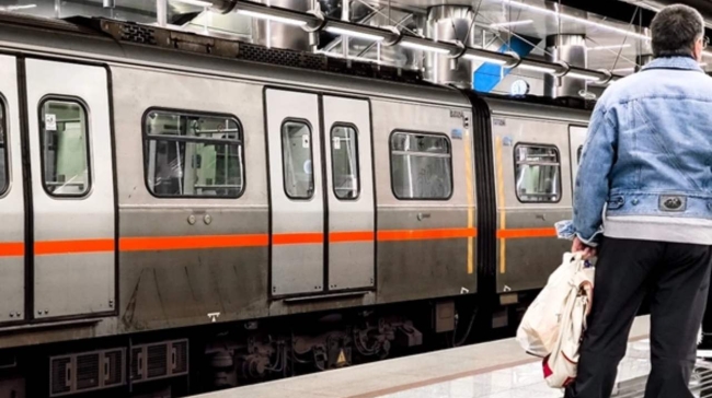 Πώς θα κινηθούν τα Μέσα Μαζικής Μεταφοράς τα Χριστούγεννα, την Πρωτοχρονιά και τα Θεοφάνια