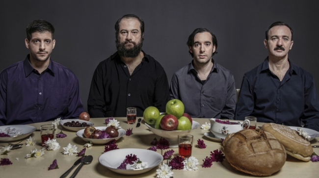 «…καλά, εσύ σκοτώθηκες νωρίς»: Και η μνήμη να χορεύει...