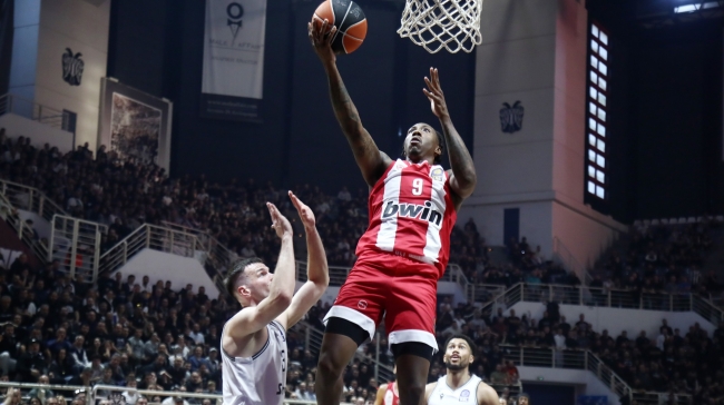 Ολυμπιακός: Η «αριστεία» του Λι δεν λύνει το πρόβλημα στα guard!