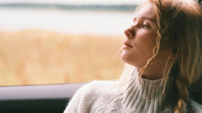 Είναι ευφυέστατοι, αλλά ακόμα και οι ίδιοι το αγνοούν: 10 μικρές συνήθειες που μαρτυρούν το υψηλό IQ τους