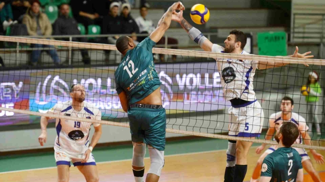 Δεν κατεβάζει το πόδι από το γκάζι ο Μίλωνας και παραμένει πρώτος και αήττητος