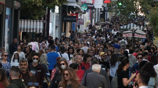 Τι ώρα κλείνουν τα σούπερ μάρκετ σήμερα παραμονή Χριστουγέννων