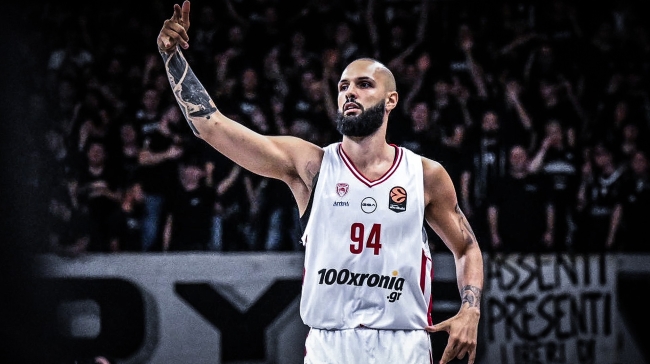 Με τέτοιους Φουρνιέ και Ντόρσεϊ, έχει το δικαίωμα να ονειρεύεται