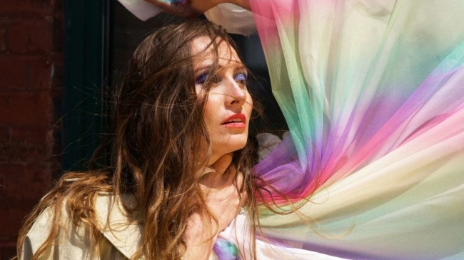 Τα πιο περίεργα στοιχεία που αποκαλύπτει για την προσωπικότητά σου το αγαπημένο σου χρώμα