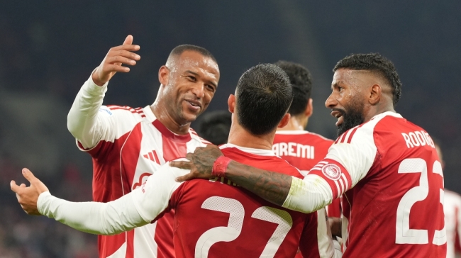 Superleague: Η βαθμολογία μετά τη νίκη του Ολυμπιακού και την ισοπαλία του Πανθεσσαλικού!