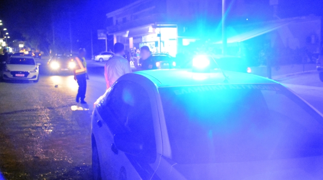 Καταδίωξη στο Χαλάνδρι: Συνελήφθη ανήλικος γιος βουλευτή του ΠΑΣΟΚ, με κουζινομάχαιρο ο συνοδηγός (vid)