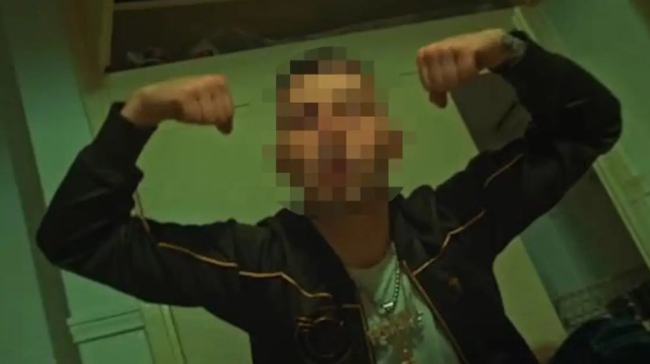 Συνελήφθησαν δύο τράπερ, 22 και 30 ετών, για κύκλωμα ναρκωτικών στην Αττική