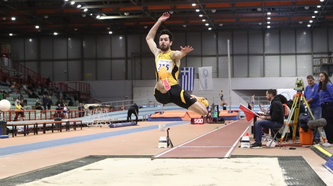 Πρεμιέρα με 8.25μ ο Τεντόγλου και "πέταξε" για Παγκόσμιο