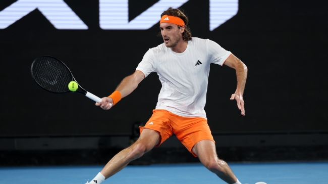 Πρεμιέρα με το... δεξί για τον Τσιτσιπά