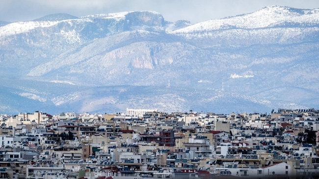 Απόλυτη ανατροπή με τον καιρό: Από τα χιόνια θα πάμε στους 18 βαθμούς σε λίγες ώρες