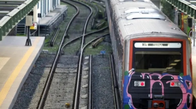 ΗΣΑΠ: Ακινητοποιήθηκε συρμός στον Περισσό - Έμεινε χωρίς ρεύμα