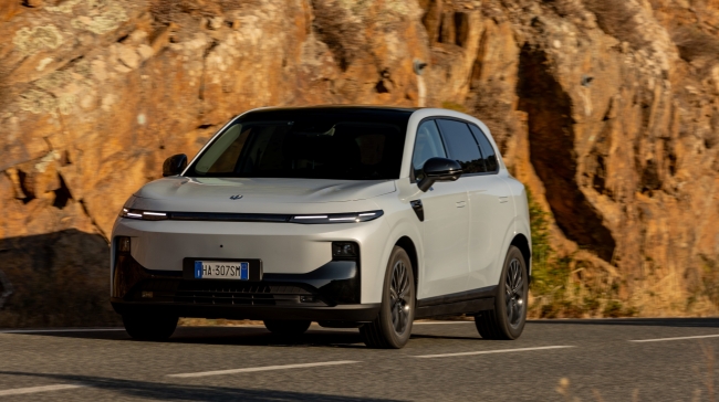 Οδηγήσαμε το Leapmotor B10 Design Max