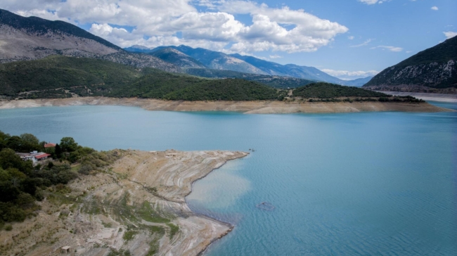 Νερό: Ξεπέρασε τα 300 εκατ. κυβικά ο Μόρνος έπειτα από οκτώ μήνες