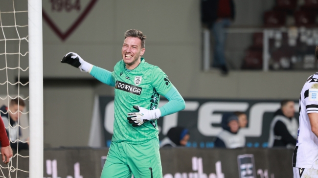 Νέο πρόβλημα στον ΠΑΟΚ: Κάκωση στα πλευρά ο Παβλένκα