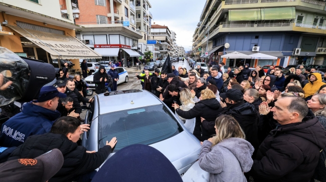 Αδιανόητη δήλωση κάτοικου Τρικάλων για «Βιολάντα»: «Εντάξει πέθαναν 5 γυναίκες, τι να κάνουμε τώρα;» (vid)