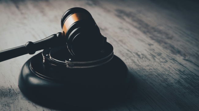 Έδωσε 240.000 ευρώ στην κόρη της ως δάνειο, αλλά η εφορία το θεώρησε δωρεά και έριξε πρόστιμο 44.000 ευρώ