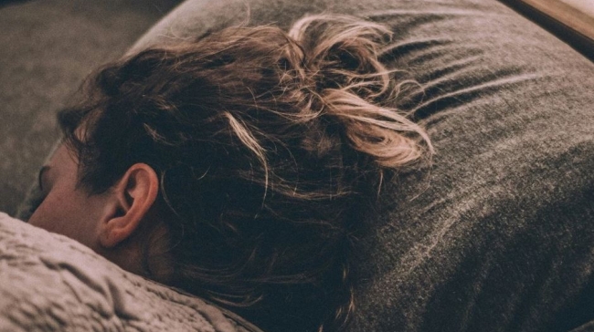 Οι άνθρωποι που κοιμούνται με κλειστή την πόρτα του δωματίου, ακόμα κι αν μένουν μόνοι, έχουν αυτά τα 5 χαρακτηριστικά