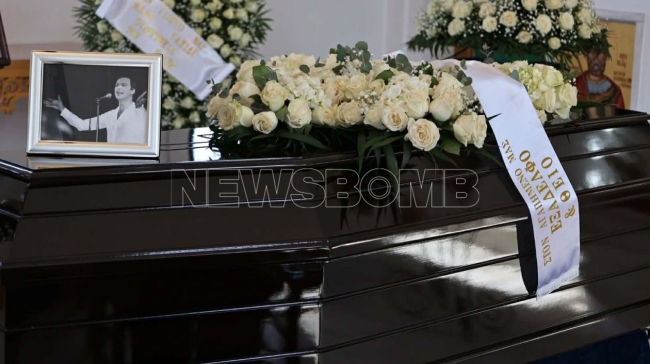 Σε κλίμα συγκίνησης το τελευταίο αντίο στον Γιώργο Μαρίνο