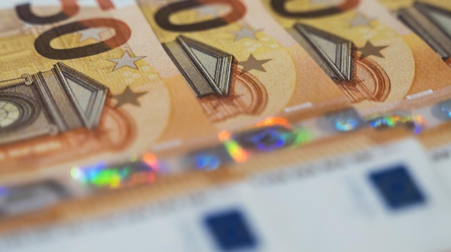 Κατώτατος μισθός: Ποιοι εργαζόμενοι θα πάρουν αυξήσεις από τον Απρίλιο 2026