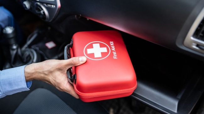 Αλλαγές στο φαρμακείο αυτοκίνητου: Τι πρέπει να περιέχει - Πρόστιμο σε περίπτωση μη συμμόρφωσης