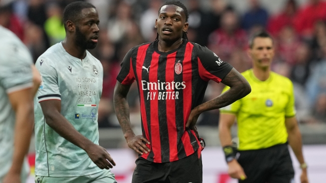 Κατάρρευση για τη Μίλαν, διασύρθηκε από την Ουντινέζε μέσα στο Σαν Σίρο!