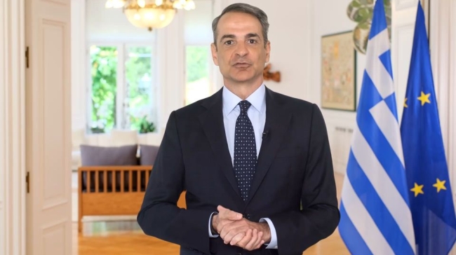 Ο Μητσοτάκης ανακοίνωσε με «67» το «μπλόκο» των ανηλίκων στα social media: Πότε τίθεται σε εφαρμογή