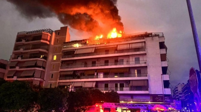 Τραγωδία στη Νέα Σμύρνη: Νεκρή γυναίκα από φωτιά σε διαμέρισμα 6ου ορόφου