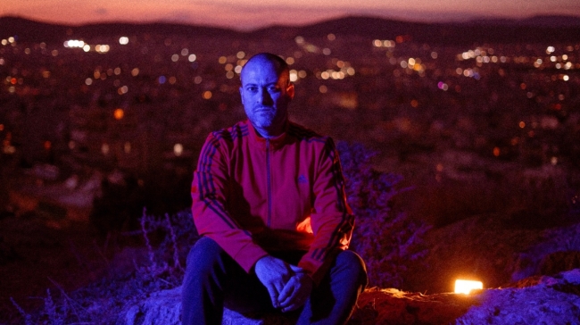 Ακούστε και νιώστε με τον Pan Pan