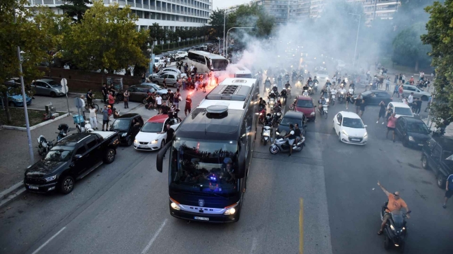 Συνοδεία των οπαδών η αποστολή του ΠΑΟΚ για το ματς με τον Παναθηναϊκό