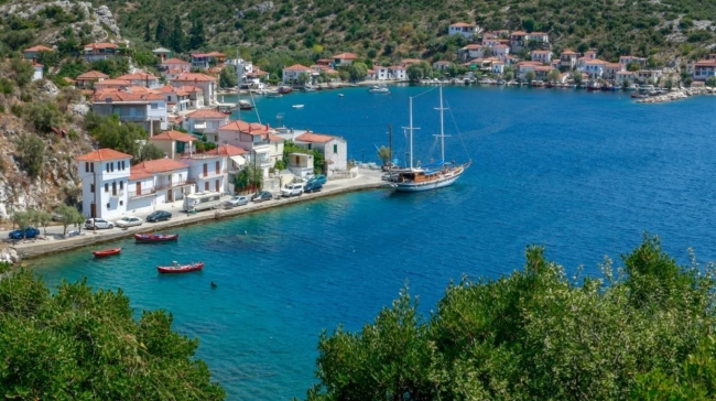 Οι 13 «μυστικοί» προορισμοί της Ευρώπης για το καλοκαίρι - Ανάμεσά τους και ένας ελληνικός