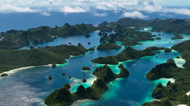 Ράτζα Αμπάτ: Ο τελευταίος παράδεισος στη Γη φιλοξενεί πάνω από 1.500 νησιά γεμάτα με είδη που δεν υπάρχουν πουθενά αλλού