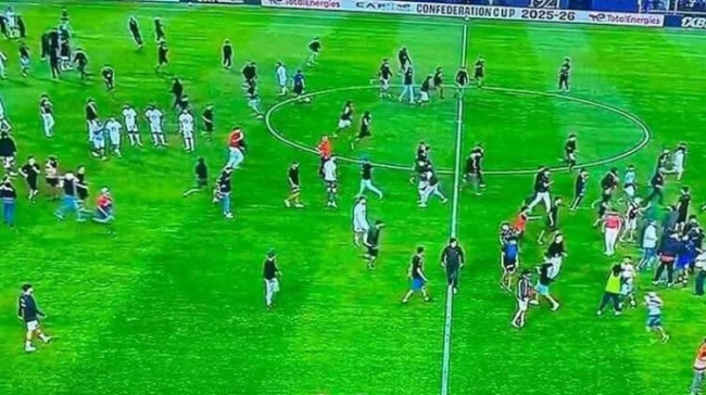 Πολύ ξύλο ανάμεσα σε Αλγερινούς και Μαροκινούς οπαδούς (vid)