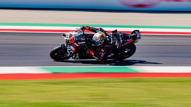 Θρίαμβος του Μπετζέκι και 1-2 για την Aprilia στο Μουτζέλο